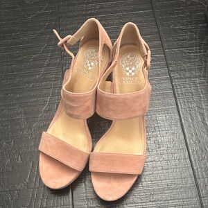 Vince Camuto Platform Pump